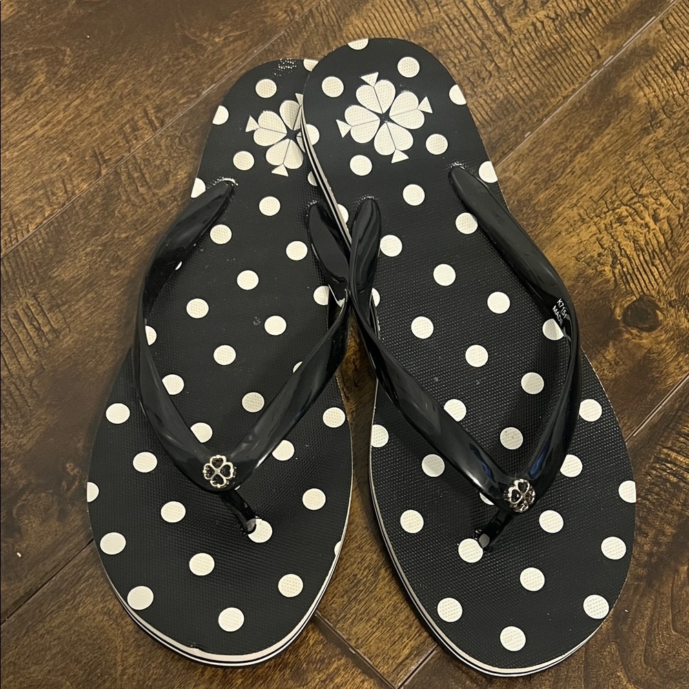 EUC Kate Spade Flyaway Black and White Polka Dot Sandals Size 10